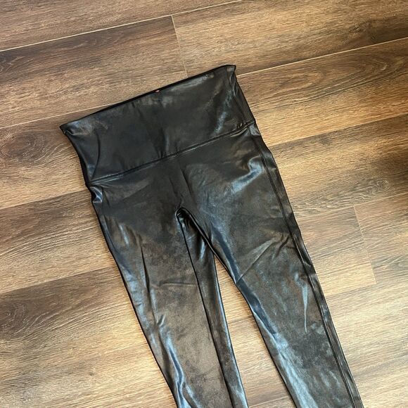 Spanx Women’s  Faux Leather Leggings Pull On Size 2X Black - Picture 2 of 8
